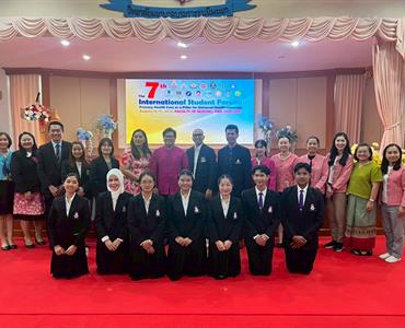 Participation in the 7th Nursing Student Forum